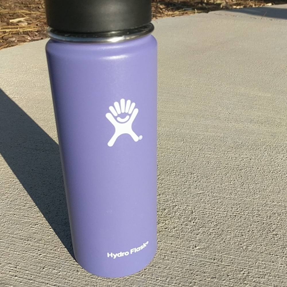 20 ounce Purple HydroFlask
